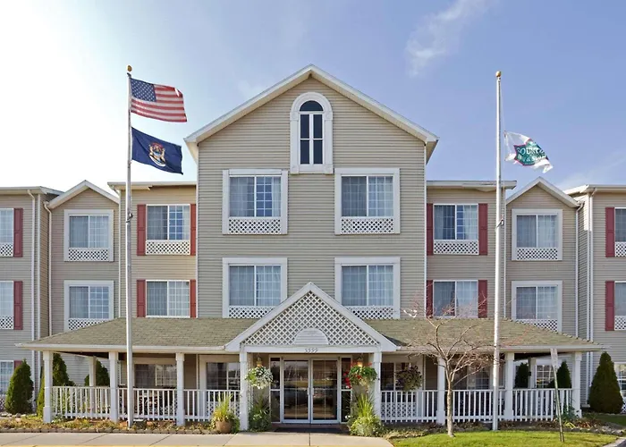 Country Inn & Suites By Radisson, Grand Rapids Airport, Mi