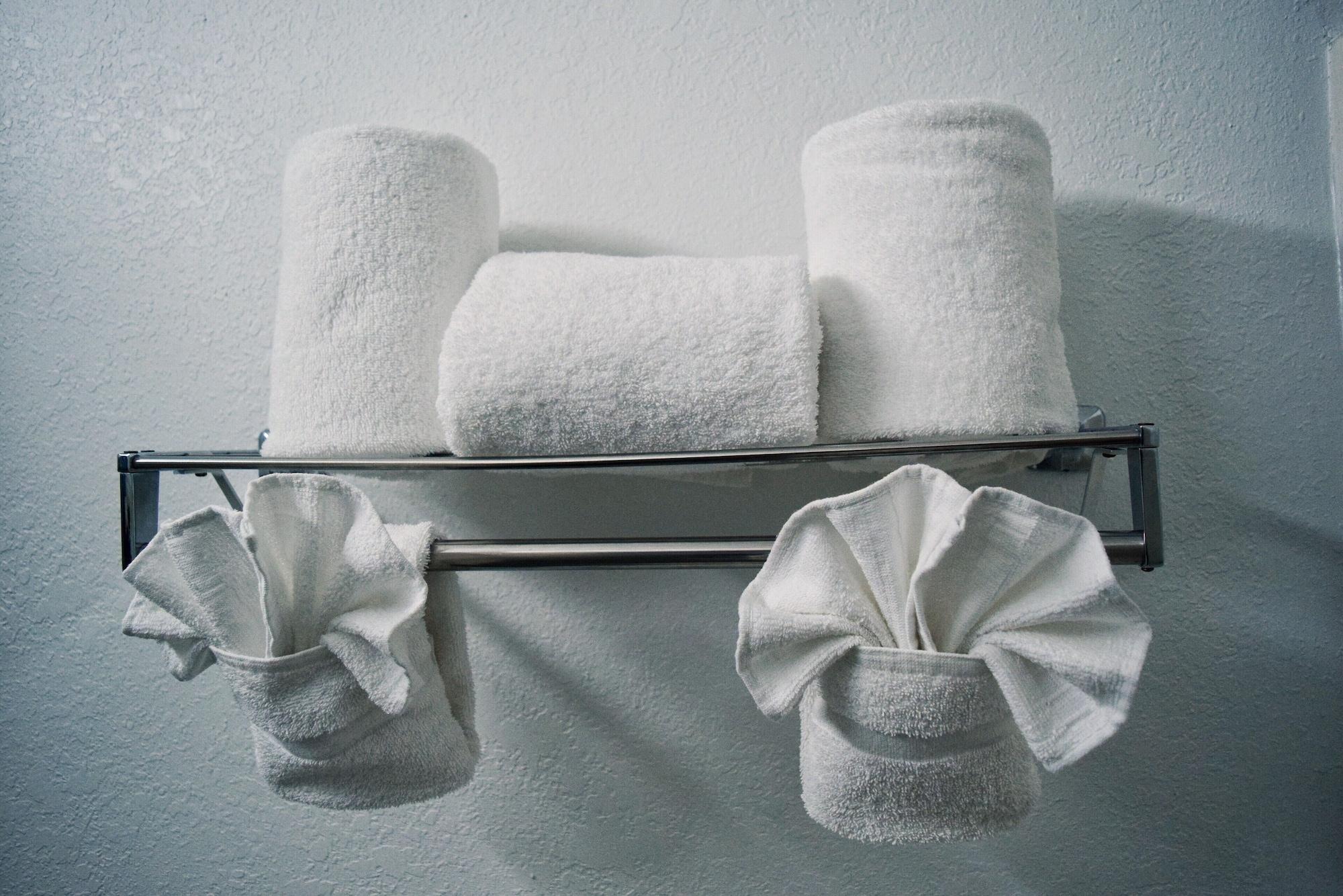 Hotel Country & By Radisson, Grand Rapids Airport, Mi 2*